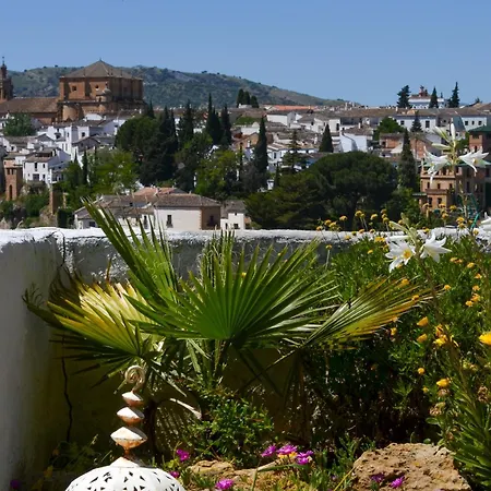 Apartment +private Garden +amazing View
