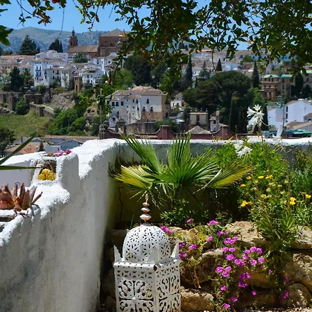 Daire +private Garden +amazing View *