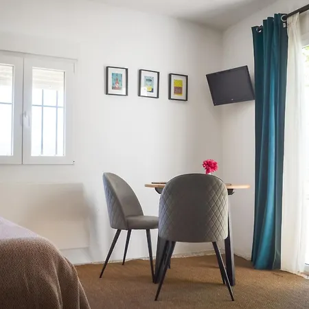 +private Garden +amazing View Appartement *