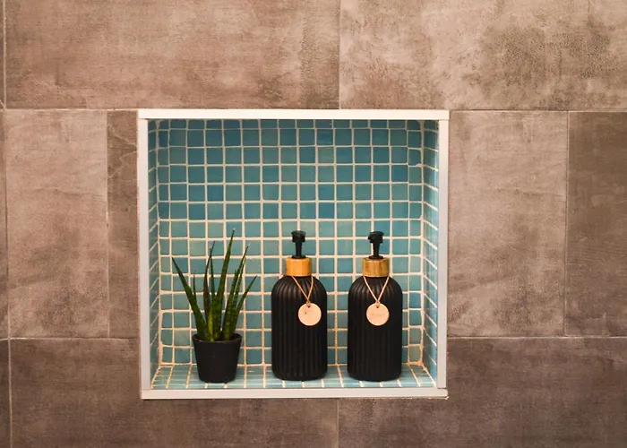 +private Garden +amazing View *