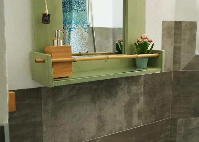 +private Garden +amazing View